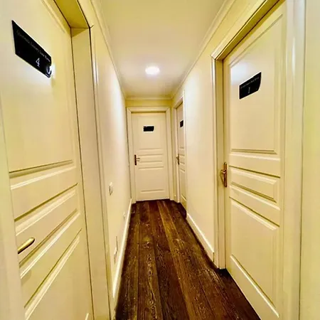 Quirinale Luxury Bed and Breakfast