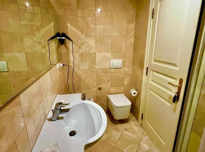 Quirinale Luxury Bed and breakfast 3*